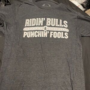 Grey T-shirt, size small, very comfy and cute!